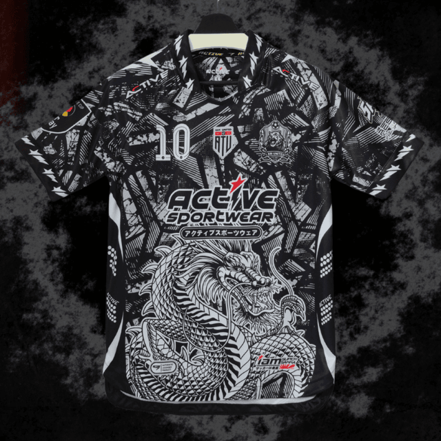 เสื้อบอลแฟชั่นสีดำ